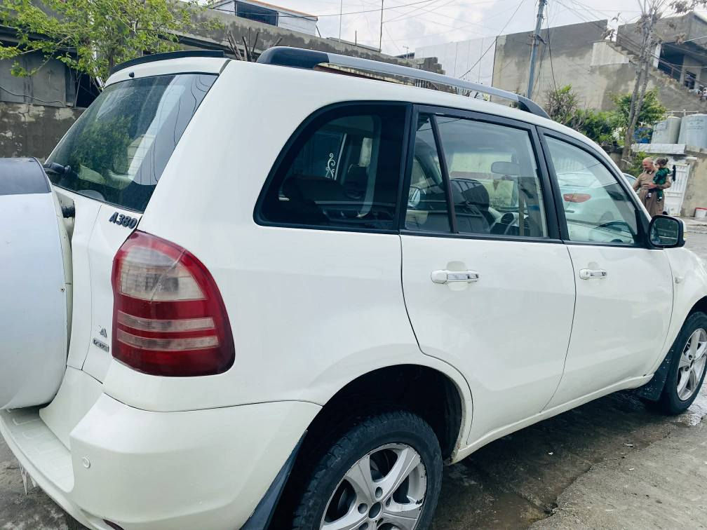 Jonway 
مۆدێل ٢٠١٣
بویاخ:- سێ پارچەی پێشەوەی هەیە بێ ناو گرتن
سەنەوی بەسەرچووە
هەزەی تازەیە
بەشەرتی بەناوکردن
نرخ: ٥٥ گەڵاو مەجال
ژمارەی خاوەنی 
0750 151 8307 أربيل, العراق
