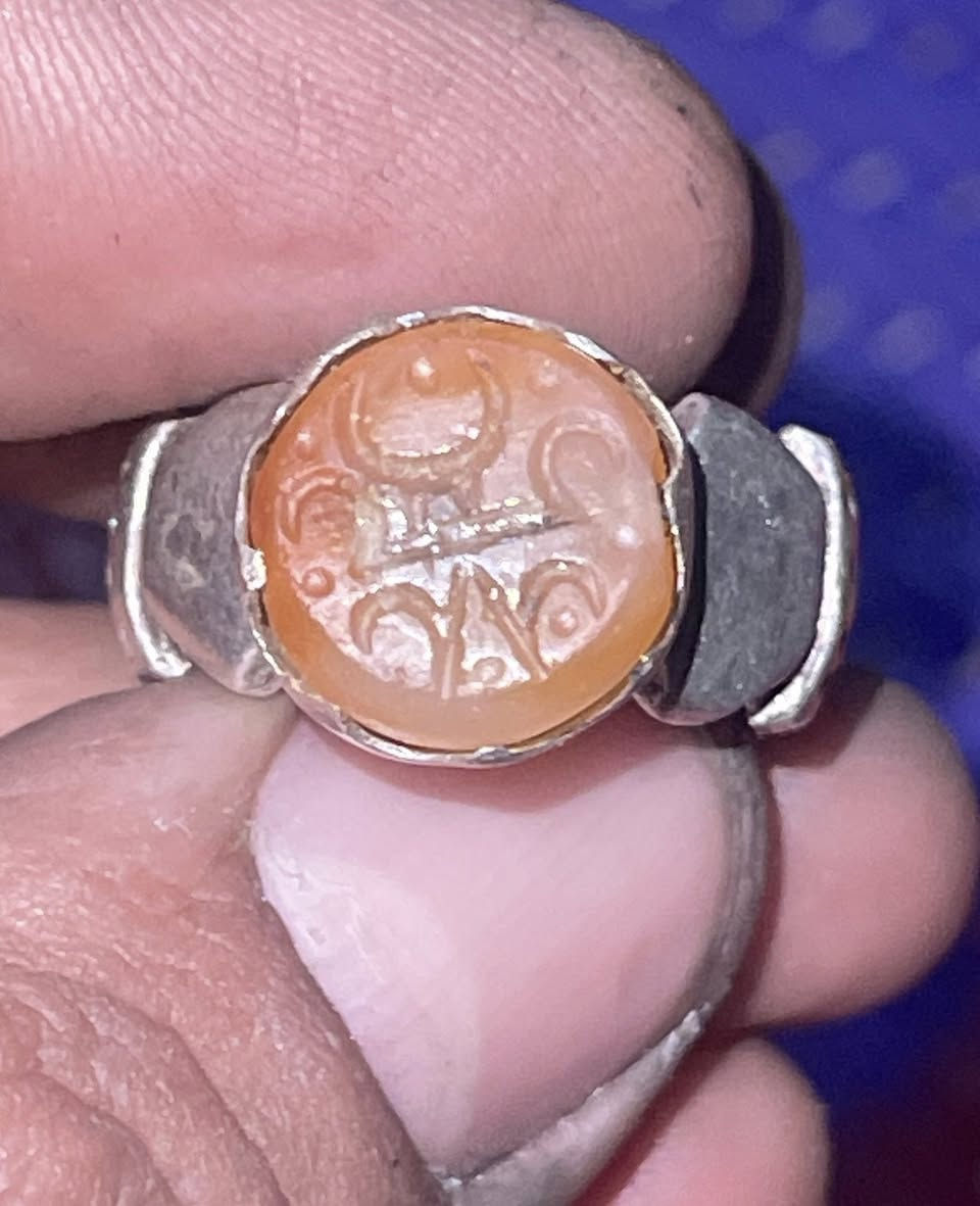 خاتم عقيق مرصود قديم خنصر قياسه 19/20
السعر50
مكاني بغداد شارع حيفا أو بغداد الجديدة
يوجد توصيل


**إذا كنت صاحب هذا الإعلان وتريد حذفه لأي سبب، رجاءا أرسل رسالة إلى الدعم الفني**