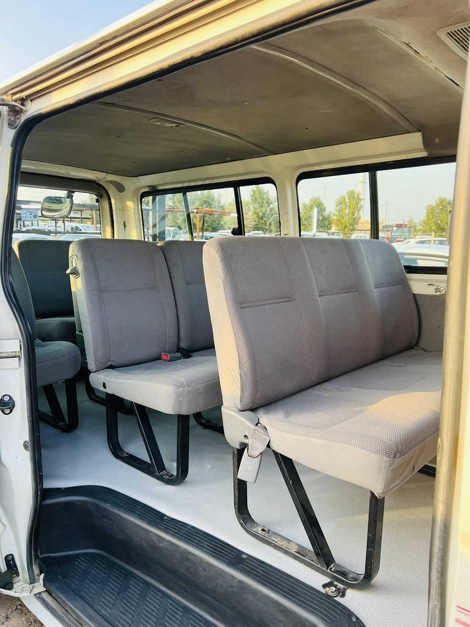 السلام عليكم البيع هايسه موديل 2007 مكفوله كفاله عامه سياره ما شايلين بيها عبري كله ع وضع شركه العنوان بغداد أطراف الشعله السعر 155 وبيها مجال  …… ***********// ***********
