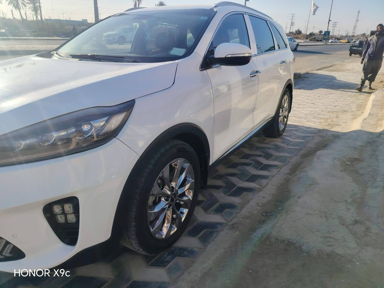 سلام عليكم
سورنتو 2019 سونار موجود بالمنشور 
مكينه 6 سلندر 7 راكب 
سياره جديده بمعنه الكلمه جاهزه من كلشي 
رقم قادسيه بسمي 
السعر 210 وبيه مجال 
مكان السياره الديوانيه قضاء الحمزه الشرقي 
‏‪***********‬‏
