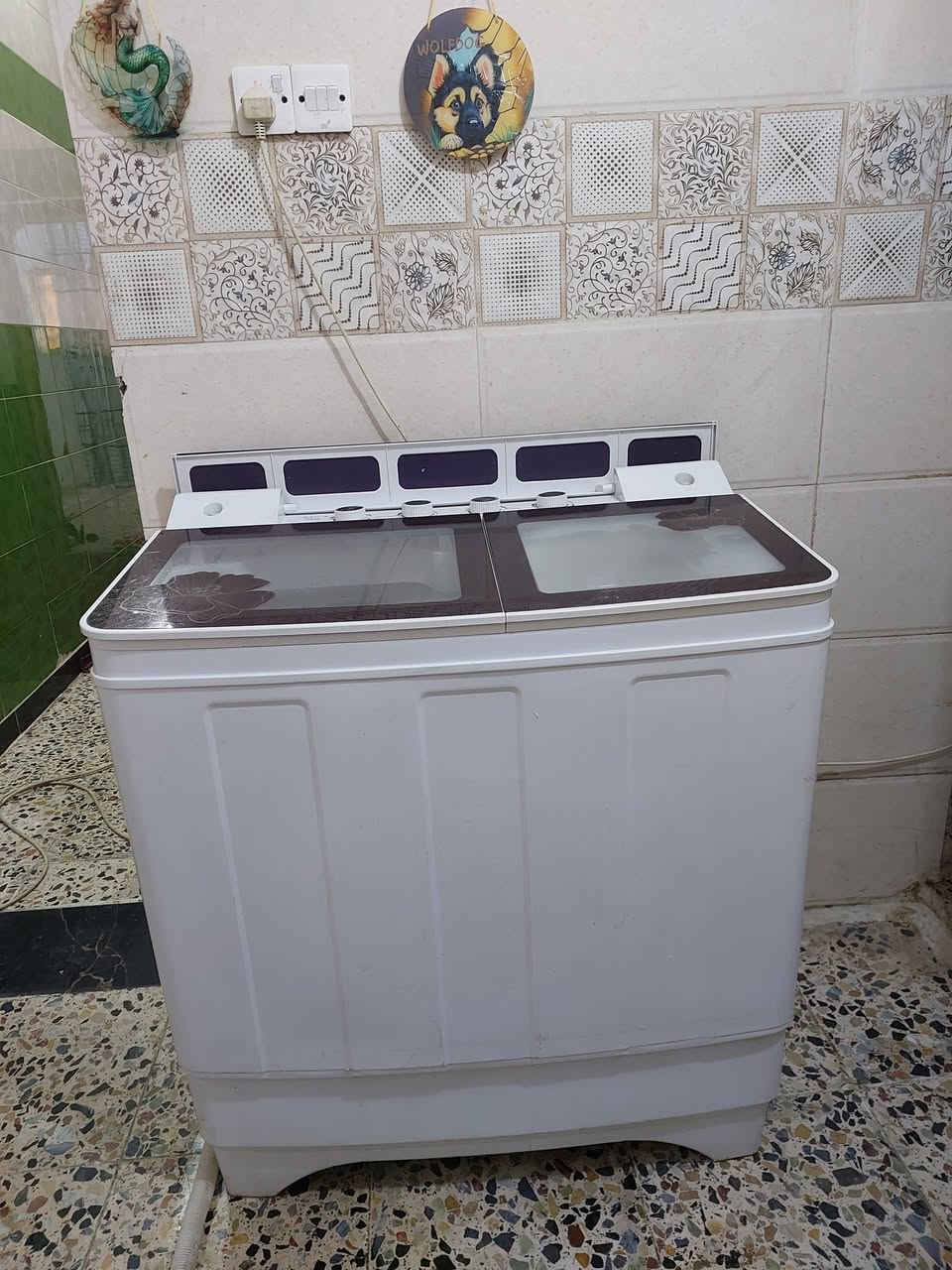 غسالة وكاونتر كاملات اي ضرر مابيهن  ***********
