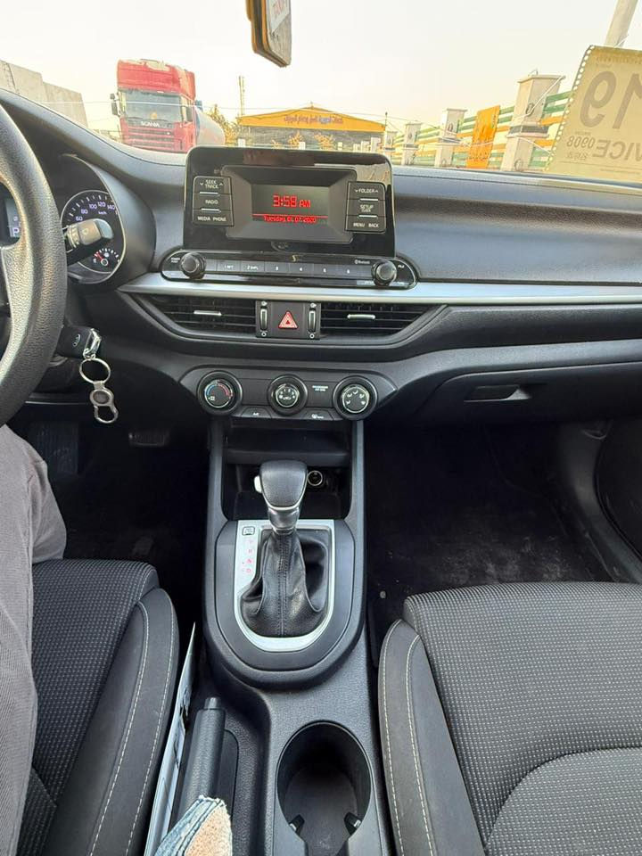 السلام عليكم
كيا سيراتو خليجي موديل 2019 للبيع
خليجيه مكفوله كفاله عامة
رقم اربيل تحويل ثاني يوم 
ماشية 11 الف كيلو 
مكينة 1600 
السعر 145 وبيها مجال قليل 
للاستفسار ***********
