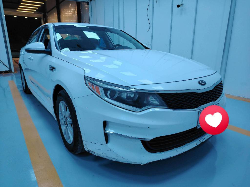 اوبتيما 2017 رقم بغداد بأسمي سياره نظيفه مكفوله من الصبغ و التبديل  بدون ايرباك حادثها خلفي حوض السبير شواصي سليمه و صور السونار مرفقه تبريد تدفئه شغال مكينه وكير نظاف شاشه حجم كبير كامره خلفيه دواره صدر امامي خلفي جديد اصلي شركه  مري شفط بصمه وتشغيل عن بعد  مقعد السائق كهرباء خزن ميموري  مكاني بغداد السبع ابكار

*********** عارضها ب 140 وبيها مجال بغداد, العراق
