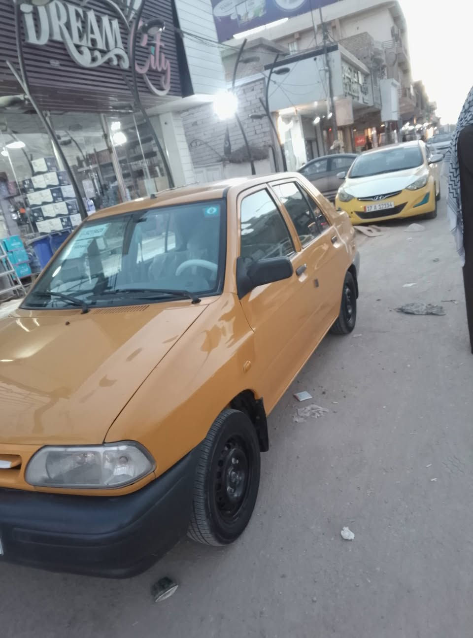 سلام عليكم سايبه موديل  ,22
سياره لا ضربه ولا تبديل بيه صبغ قليل بخشم جاملغ 
وبيه حالوبت  نعامت كلشش 
تخم تأير حداديه مكينه 
تبريد سنويه جديده 
رقم قادسيه دولي 
مصفره هيه وغرامه مكان ديوانيه
السعر 56وبيه مجال اجدد بصيط 
وذا رقم ***********
شراي ينتصل خاص ماجوب
