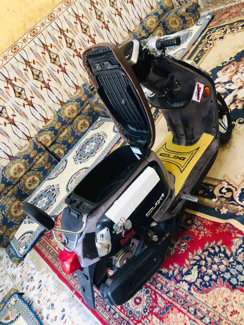 بوليس مسطره موديل 2013 نضيفه السعر 1100 وبيه مجال بسيط مكان المسيب ***********
