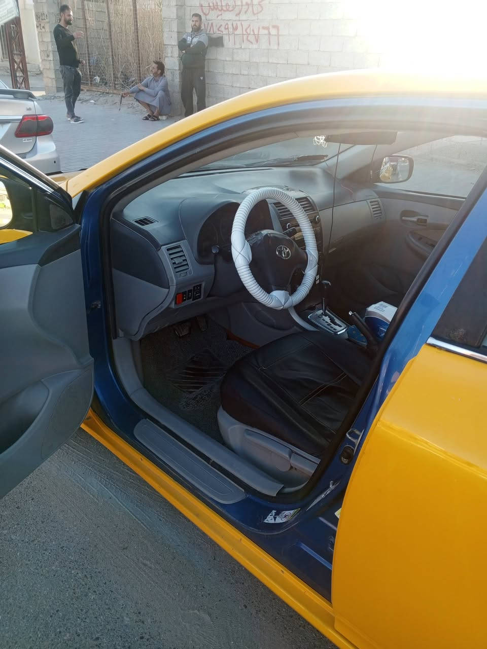للبيع كورلا 2010اصفر رقم بغداد ضرر جاملغ يمنه مبدل فقط ليبل واحد السعر 100بيه مجال قليل كير محرك كفاله /***********
