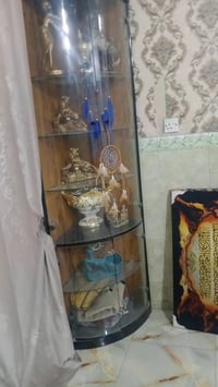 للبيع • خزائن