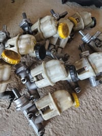 عبار بريك سافران ٤ سلندر ٦سلندر عبوه فيتبم كامله غير متواجد على الفيس ...