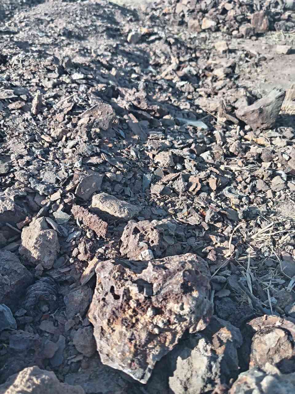 حديد ناعم للبيع كميه 5طن سعر طن 160  \ ***********
