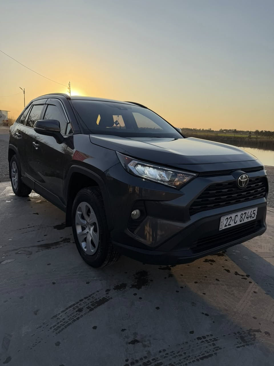 السلام عليكم تويوتا راف فور فئه LEموديل 2021سيارة بسمي تحويل وكاله ترهم مراوس حسب قناعة حادث سيارة بس دعاميه الاماميه السعر والاستفسار على هذا رقم***********
