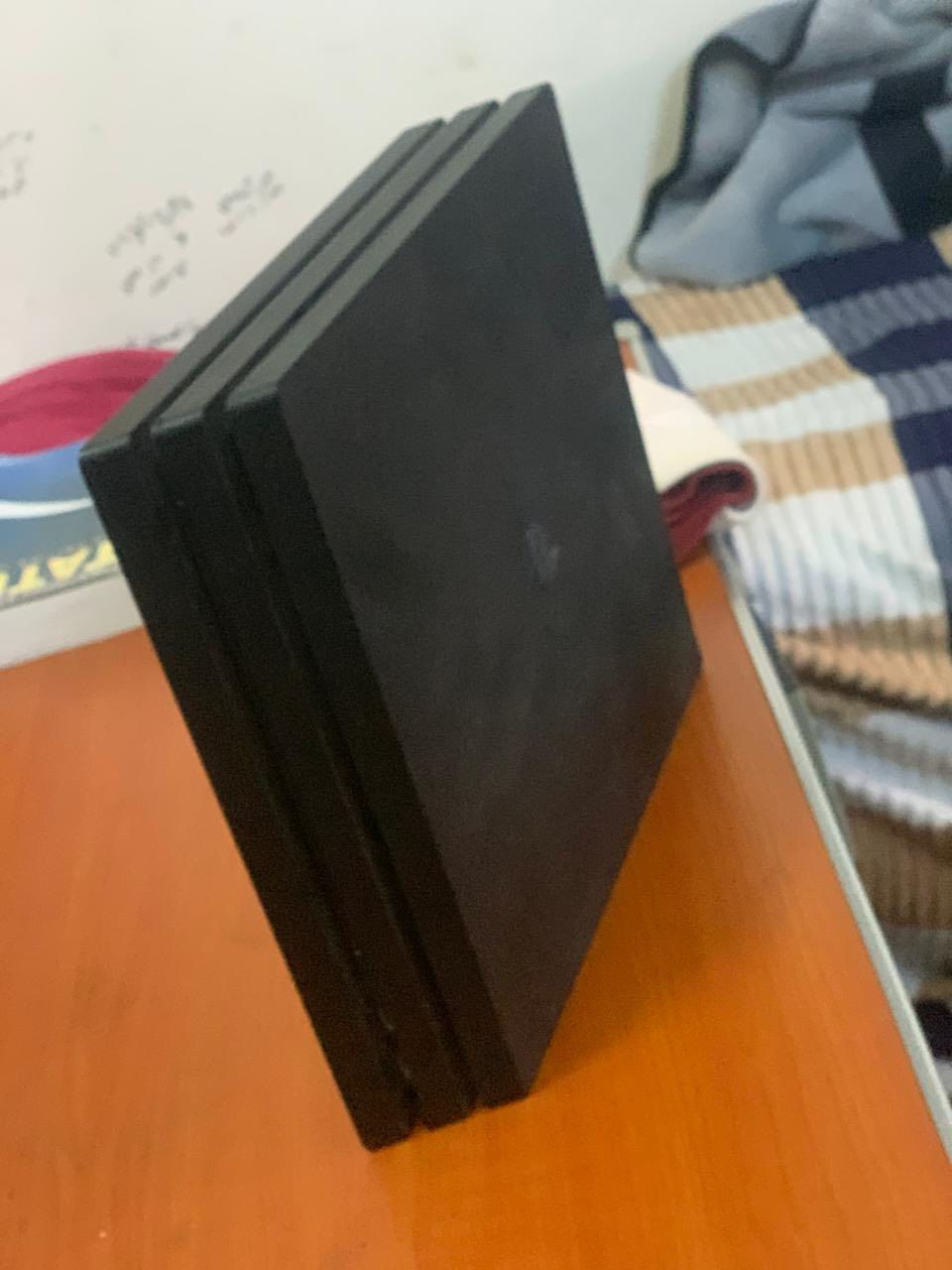 بلي 4pro ذاكره 1تيره البلي مفتوح تنظيف فقط مشيول استيكر اي عطل مابي كامل ملحقاته مع 3يدات العنوان بغداد 

قيم باليرضي الله 

***********
