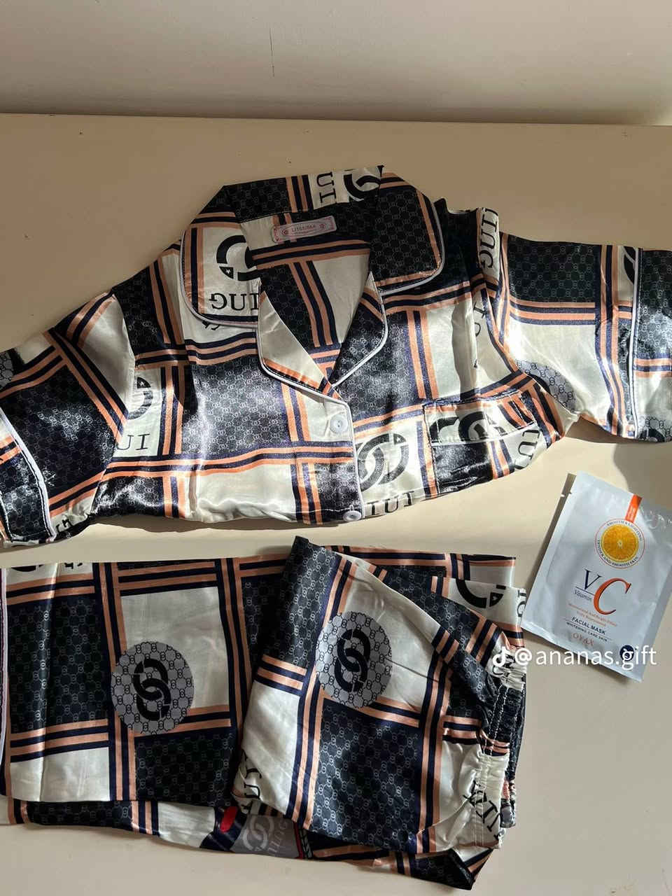 عرض سعر القطعة 10 قطعتين 18 🥰🔥


**إذا كنت صاحب هذا الإعلان وتريد حذفه لأي سبب، رجاءا أرسل رسالة إلى الدعم الفني**