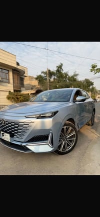 يونكي افخم • ٢٠٢٢ • ٦٣٠٠٠ كم