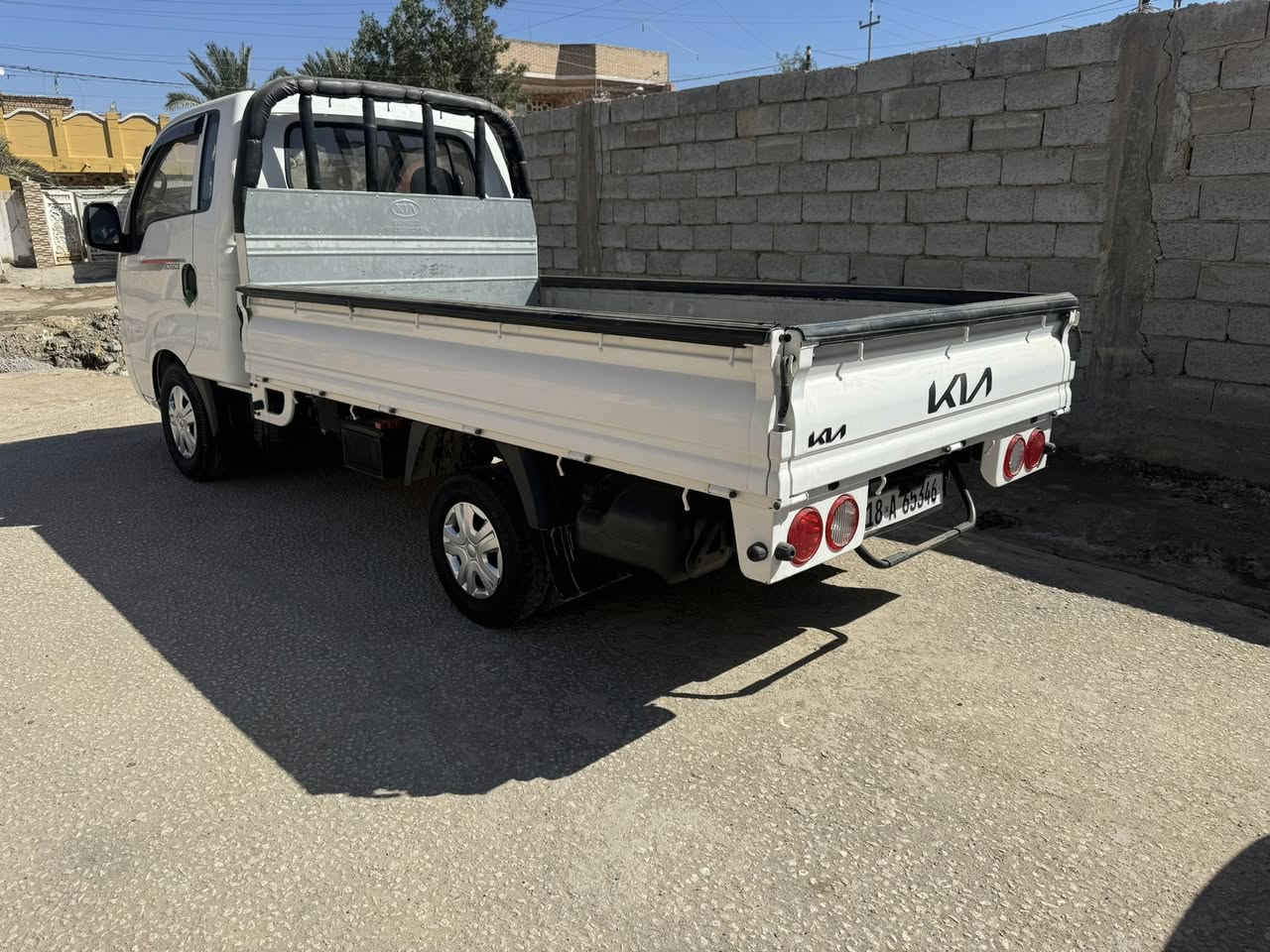 سياره كيا بنكو للبيع  موديل2023
ماشيه 60000 حقيقي رقم بابل مكفوله كفاله عامه 
سستم كامل كامره حساسات السياره زيرو
تحويل ثاني يوم 
العنوان بابل
السعر /155ورقه وبيه مجال
للاستفسار /***********
