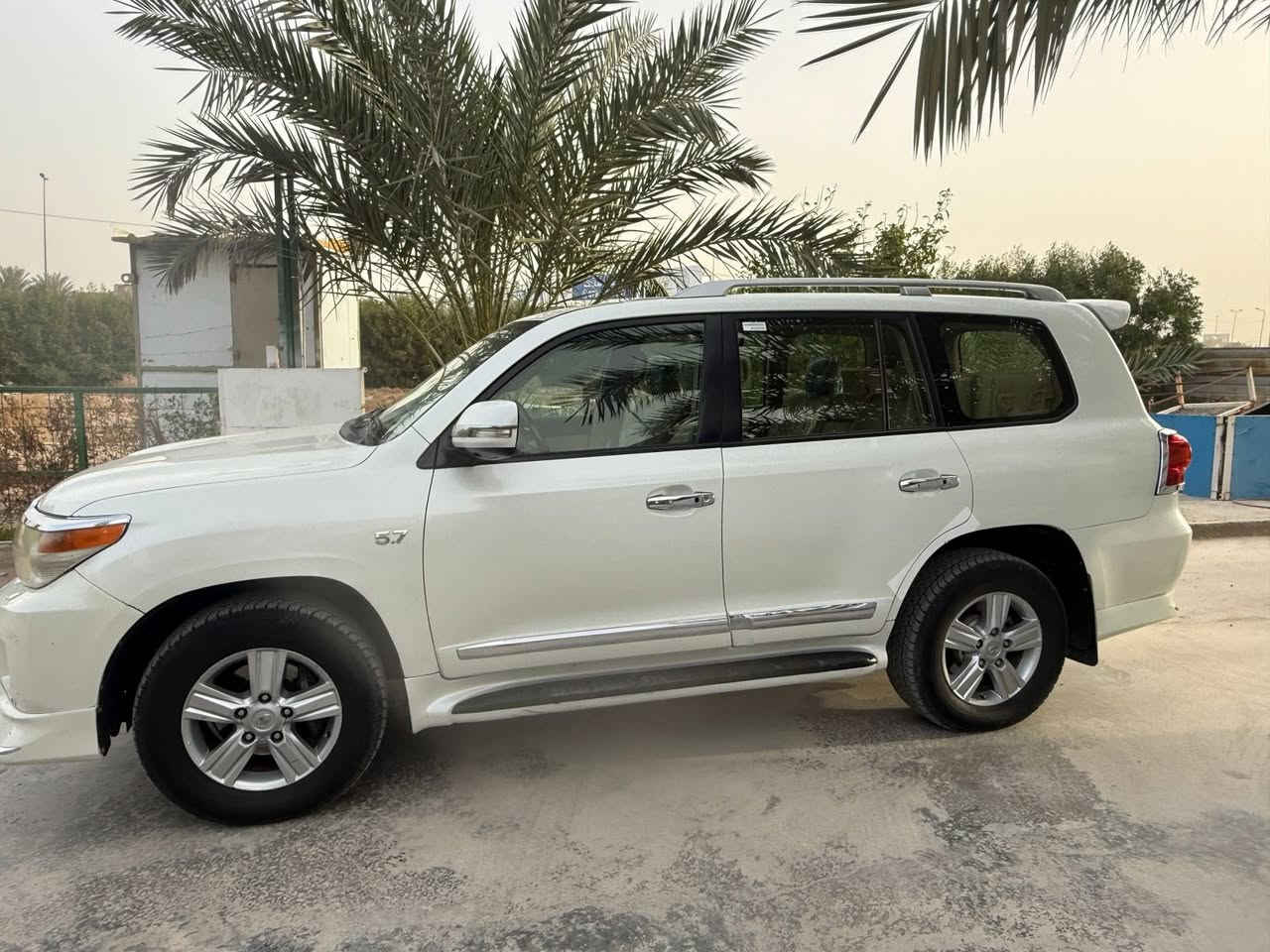 السلام عليكم
Land gruiser vxr 
موديل ٢٠١٤ 
اعلى فئة فول مواصفات 
تبديل دعامية وتعديل بنيد 
السعر ٤١.٠٠٠ دولار
للاستفسار ٠٧٧١٠٠٧٣٠٠


**إذا كنت صاحب هذا الإعلان وتريد حذفه لأي سبب، رجاءا أرسل رسالة إلى الدعم الفني**