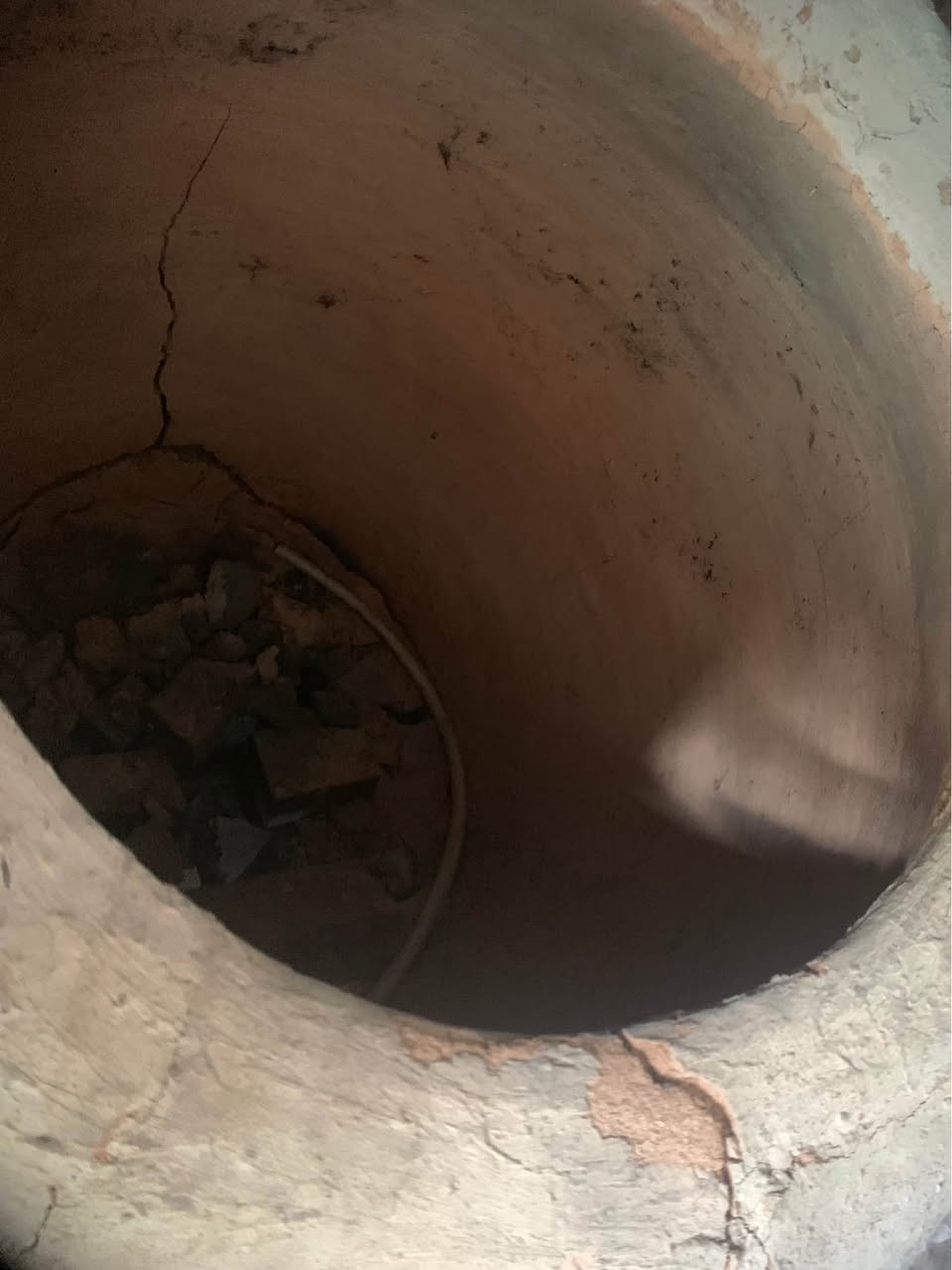 تەنووری قوڕ بەردەستە بۆ مەتعەم کولێرە ناوماڵ  دوکانی لەفە محریکە واتە ئەجولێنرێت ١٨٠ ومامەلە 
*********** السليمانية, العراق
