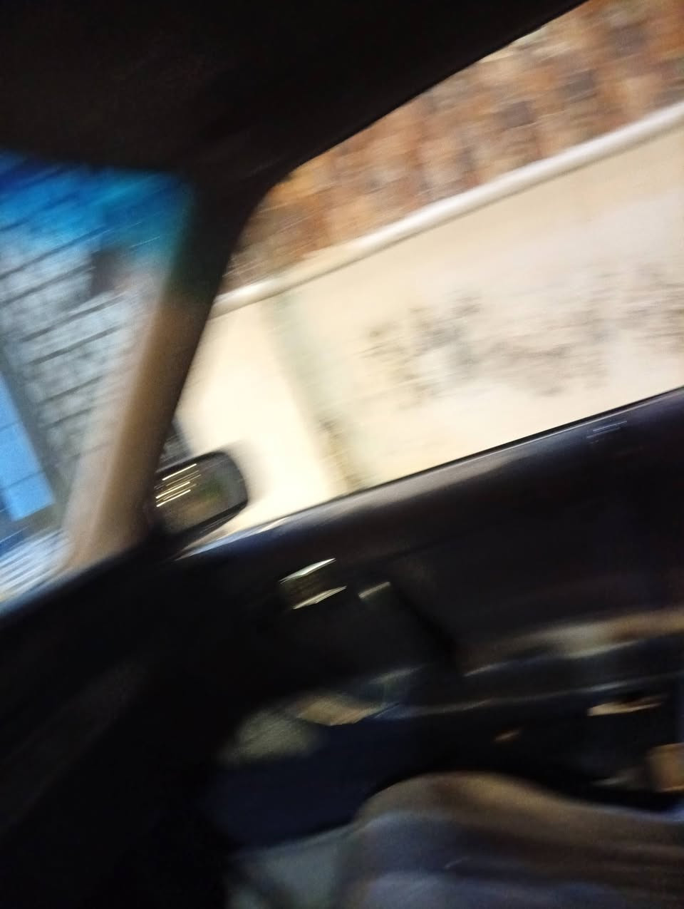 سيدان كراون موديل ٩٢ رقم بغداد رقم الهاتف ***********
