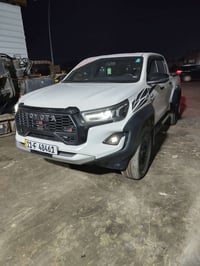 للبيع جي ار GR   ماشيه43 الف   رقم بغداد  موديل:-2024  6 سلندر  4.0L ل...