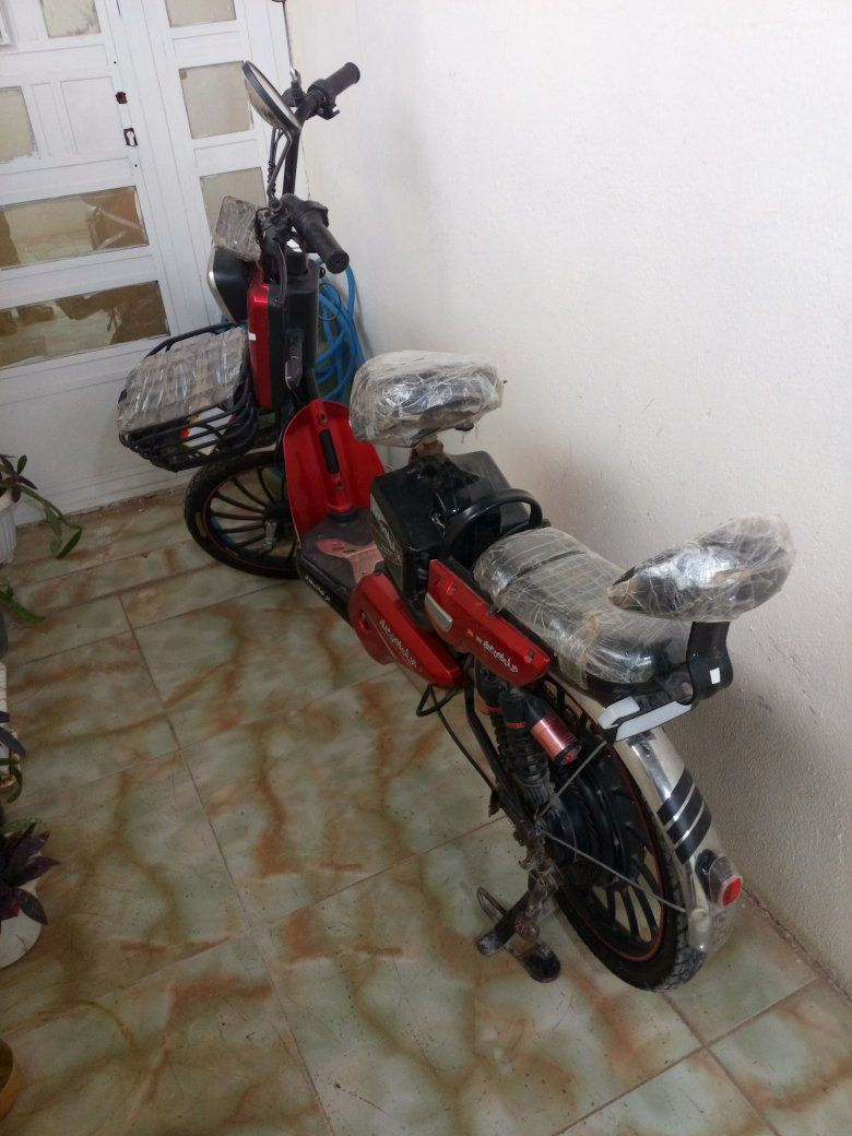 دراجة شحن حجم ٢٠ موديل ٢٣ 
بطاريات ضعيفة السعر ١٢٠ وبي مجال عنوان خانقين


**إذا كنت صاحب هذا الإعلان وتريد حذفه لأي سبب، رجاءا أرسل رسالة إلى الدعم الفني**