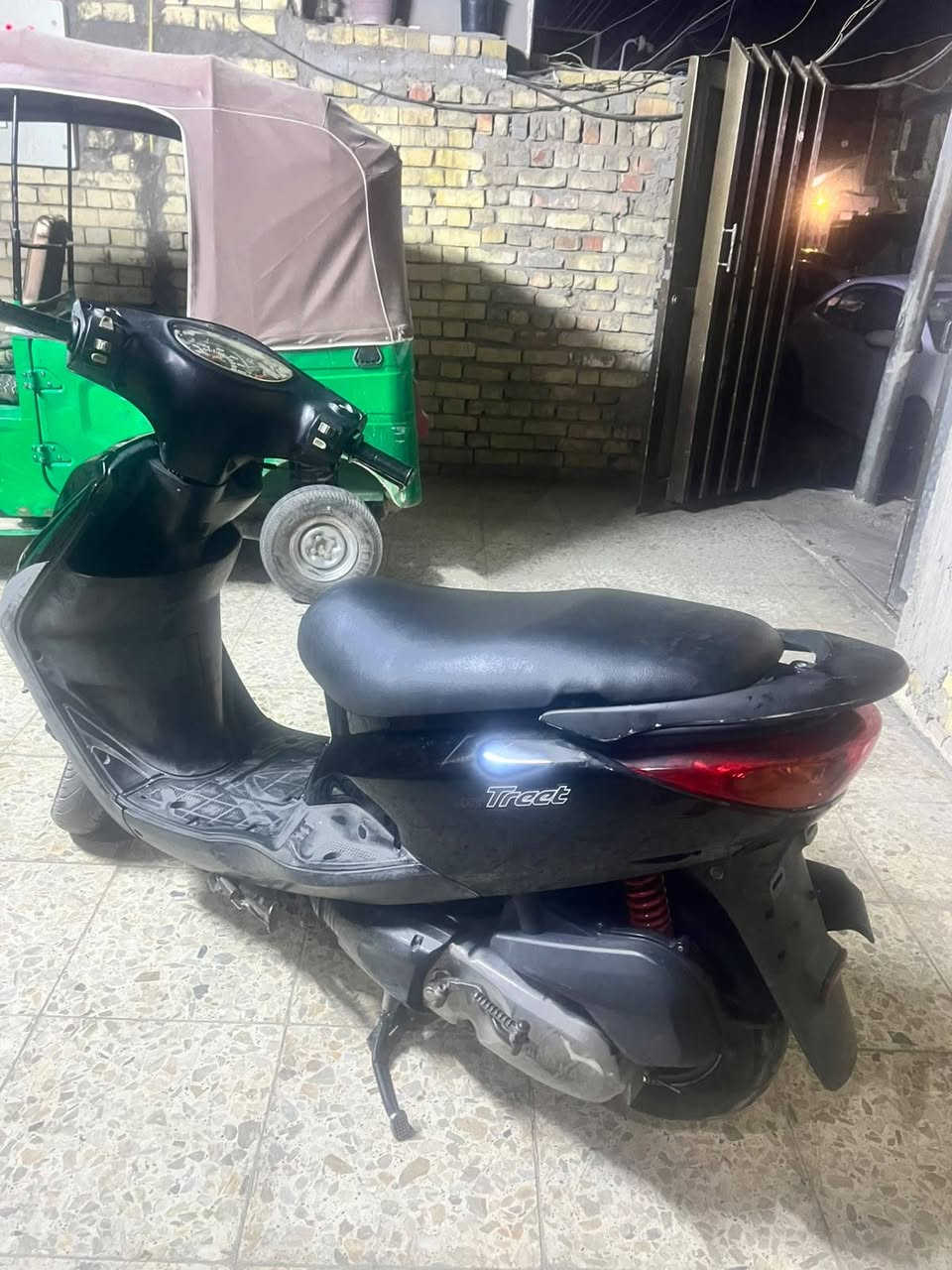 ابريز كابريتر لايت فوك سرعته 140 اي نقص مابيها درجه نضيفه وكله شغاله  شلعه معدل فول مكان بغداد المشتل سعر 650 رقم ***********
