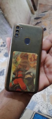 A11 • نكسرة الشاشة • حي الحسين