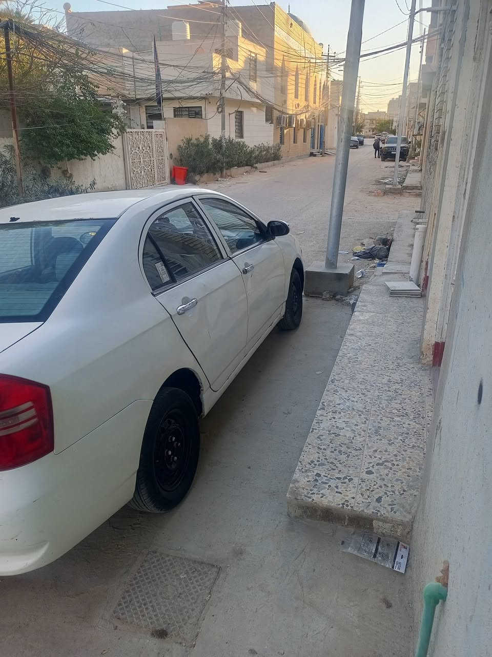 ليفان موديل 13 رقم كربلاء انكليزي بسمي  
مكينه وكير كفاله بيها جاملغ وبنيد صبغ 
وملكطه خياسات السعر 40وبيها مجال  
مكاني كربلاء للاتصال ***********
