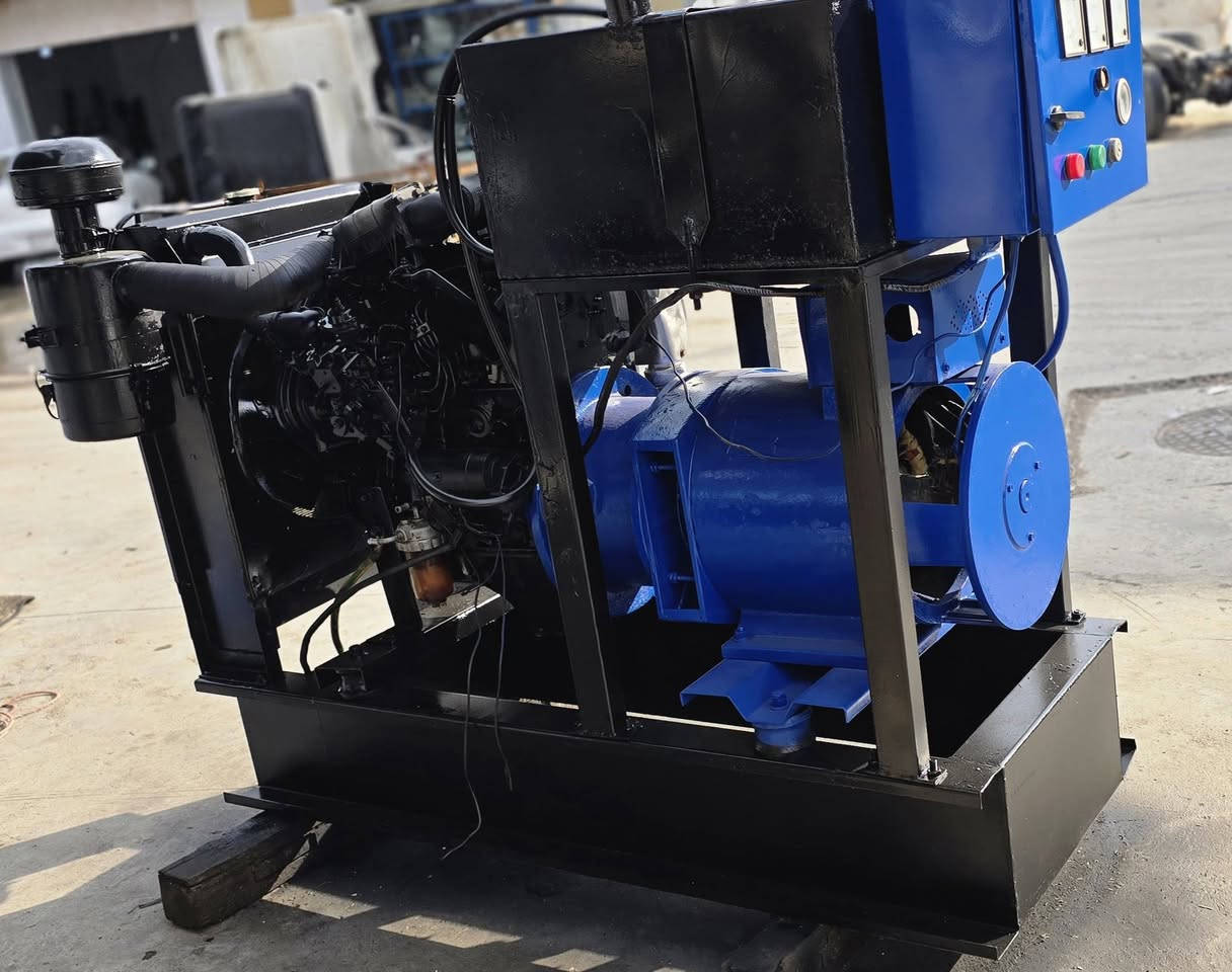 مۆلیدەی کارەبا بۆفرۆشتن                   مەکینە مازدا   گاز   4پستن        تەولید 63 ئەمپێر سینگڵ    14 kv     ***********  شوێن ڕانیە
