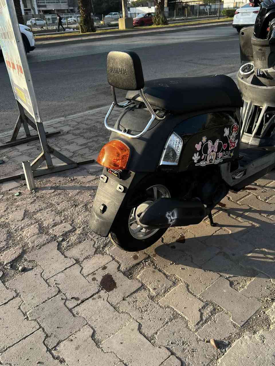 السلام وعليكم للبيع بوليس نوزل
اي نقص مابيهة نكره بكل وكت 

مكينه بلاديه 

الدراجه جديده واحله من الصور 

ويل كب 

ستان صفح 

طلاعات              السعر 850 

وبراغي 

اي ستفسار ***********
