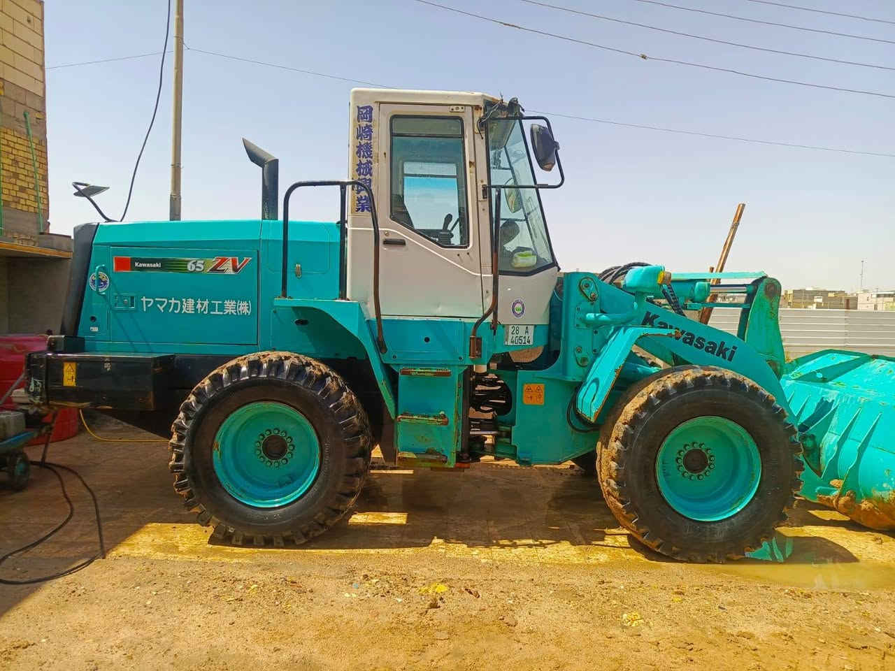 شفل كاوسكي موديل 2010
محرك كمنز بم ونوزل 6سلندر دخول جديد مرقم نجف بسمي مكفول السعر خمس دفاتر وربع بي مجال قليل.  ‏‪0770 393 3259‬‏
