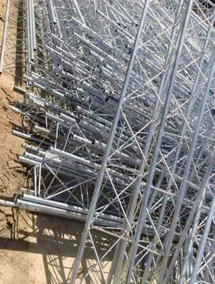 السلام عليكم 
***********.   ***********
مستعدون لتنصيب وصيانه كافة ابراج الانترنت في كافة محافضات العرق 😉 
يوجد لدينا حديد 45 و35 وحديد  رباعي ايراني المغلون الثقيل 👍 
يوجد كادر نصب وتوصيل جميع المحافضات 🛻🛻
