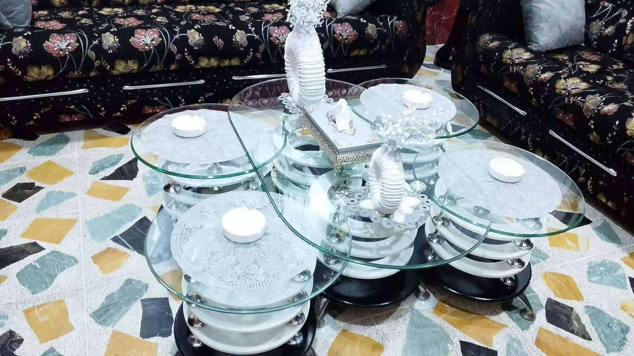 السلام عليكم عندي ميز البيع السعر اب 125 وبي مجال التوصل علي هاذا الرقم ***********
