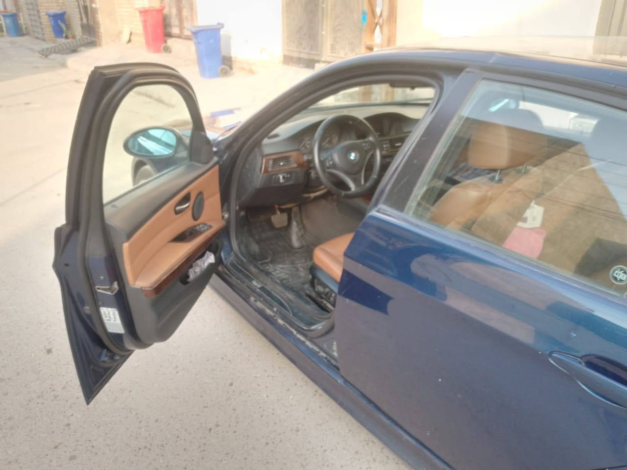 6سلندر BMW e90  امريكي السعر المطلوب 85 مكلف بالنشر للاستفسار الاتصال *********** واتساب
