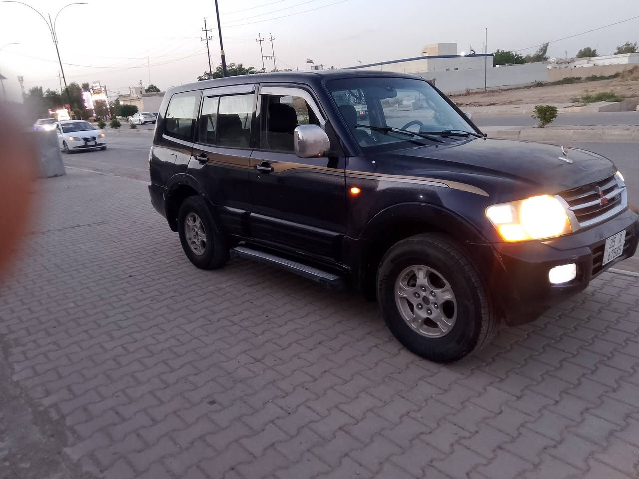 السلام عليكم سياره باجيرو موديل 2002رقم كركوك انكليزي بسمي سنويه لل 31محرك وكير اصلي شرط السعر 65العنوان الشرقاط واذا اكو مراوس بكامري اكسنت هم يرهم انطي فرق نقد ***********
