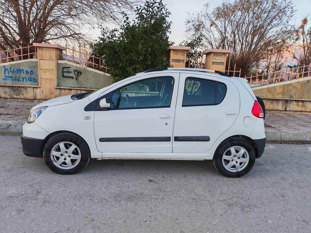 جێلی پاندا مۆدێل 2014، سپی بەفری، گێر ئۆتۆماتیک، بێ بۆیاغە، هەرچوار جامی کارەبایە،تحکومی لایتی هەیە،تحکومی ئاوێنە،سیدی و ئۆکس و بلوتوزە، سویچ کۆنترۆلە، سەیارەکە زۆر زۆر خاوێن و بێ مەسرەفە، دوو دەستی کردووە، یەکیان کەسێکی بەتەمەن بووە و ئەمەی ئێستاش مامۆستایەکی ئافرەتە، مەسرەفی تێدا نییە، 136 هەزار کیلۆمەتر رۆشتووە، سەنەوی بەسەرچووە ، نرخی ٦٨ و مەجال، شوێن رانیە
ژ.م *********** رانية, السليمانية
