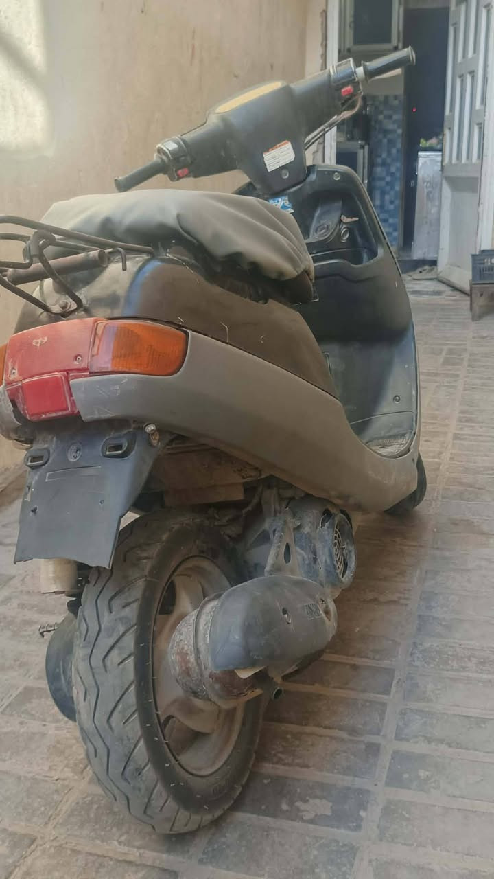 دراجه بطة للبيع
مكينه خبط هندر واحد دراجه مرتبه 
كرهبائيات شغاله بس يرادلهن ترتيب
شاصي مكفول 

سعر150 الف 
مكاني نجف ابو صخير
***********
