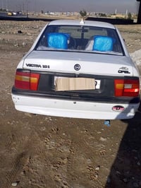 سياره فكترا موديل 94 كلشي موضح سياره كلش نضيفه ضرر جامرلق خلفي بي طخه ...