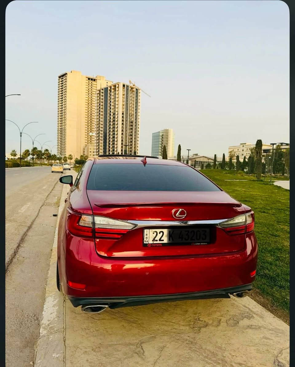 LEXUS ES 350 2017
جوار پارجەی بۆیاغە بێ داخلی
فول مواسەفاتە
سەیارەیەکی زۆر خاوێنە
0751 190 91 00

LEXUS ES 350 2017
4قطعة صبغ بدون دواخل 
ايرباكات طاك
سيارة جدن نضيف  
گول موصفات  
موجود اربيل
0751  190  91  00 أربيل, العراق

