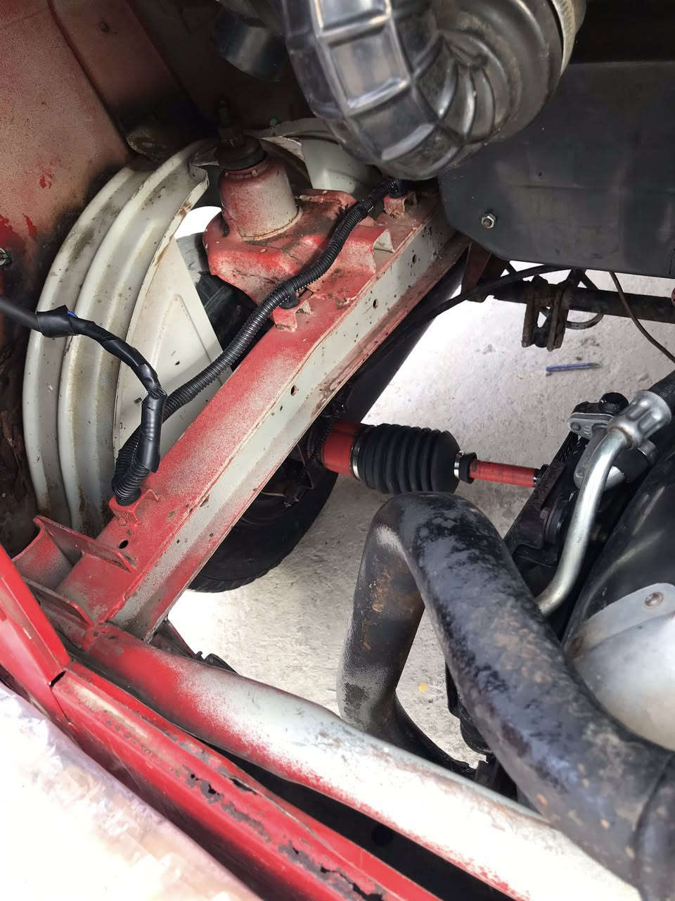 السلام عليكم
للبيع تكتك 2018 رقم وسنويه بأسمي 
معمره دوسات 
مكينه تجفيت جديد شركة 
ضفيره اماميه جديده 
مكان العبيدي الرئاسه شارع 20 
سعر 5600 وبيها مجال 

***********
