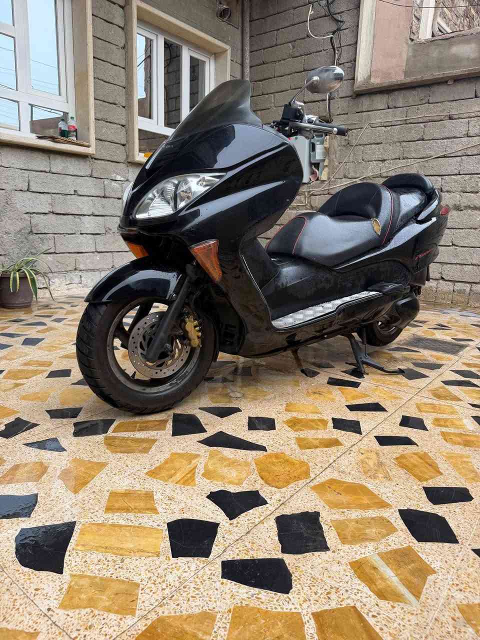 🔴🔴ماطور فورزا صفر 0.8
نظيف فول ..
ماشي 39 ألف ..
 مكينة شرط ..
أمرقم و سنوية  ..
للأستفسار التواصل على الرقم ***********
