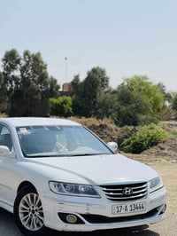 ازيرا ٢٠١١ • براس الثور • ٦ سلندر ٣٨٠٠