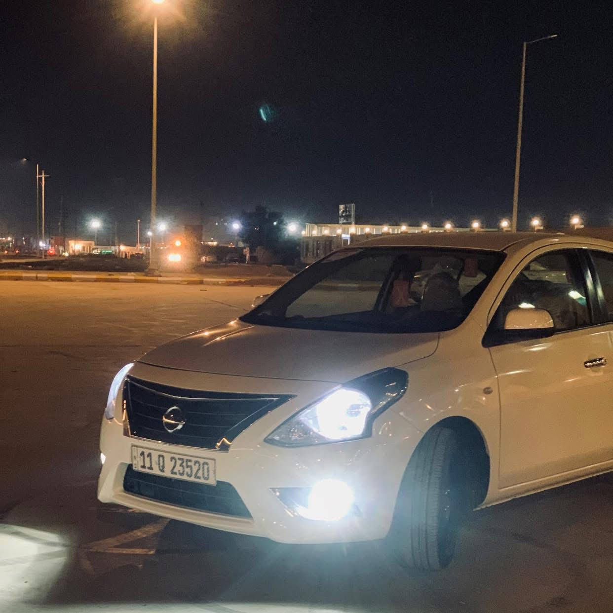 السلام عليكم
نيسان سني 2024 الهندي ابو بليتة الزركة 
مكفولة كفالة عامه ماعده شخط بلدوسة من جهة الصدر 
ماشيه 36الف 
السعر 128 
مكانه الكوت ***********
