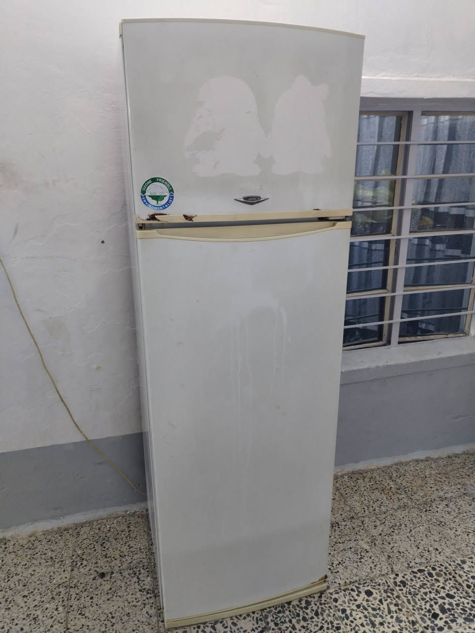 السلام عليكم للبيع ثلجه نوعه فستل ضمان 3 ايام حجم ١٨ السعر ٨٠ بي مجال بسيط مكان كراج شمال رقمي ***********
