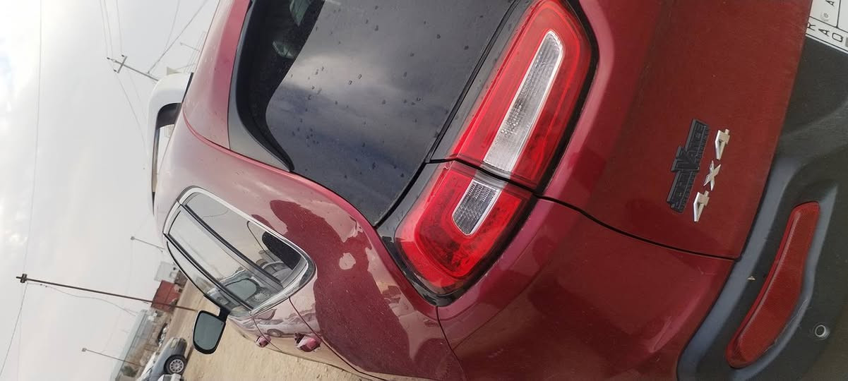 جيب شيروكي 2015امريكي جاهزه من كلشي فول مواصفات لمتد1ع1ضربته جاملغ وبنيدمكينه 6سلندر رقم ذي قار مكاني ناصريه سوك الشيوخ شراي يتصل ***********سعره ب126بيع ومراوس
