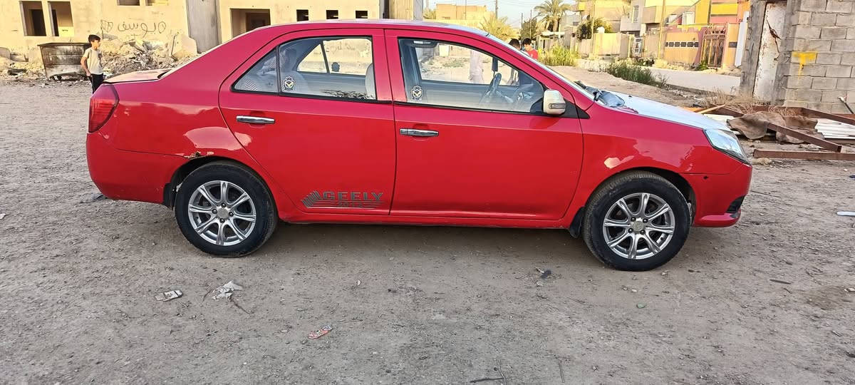 السلام عليكم ورحمة شيري MK موديل 2012 للبيع كير مكينة كفالة حدادية تخم تاير كهربائيات كلها شغالة رقم بغداد دولي جديد سنوية ل٢٩ تحويل مباشر السيارة جاهزة مكفولة من الضربة فقط صبغ حزام إثر جراد السعر ٣٧ وبيها مجال قليل مكانها واسط صويرة ***********
