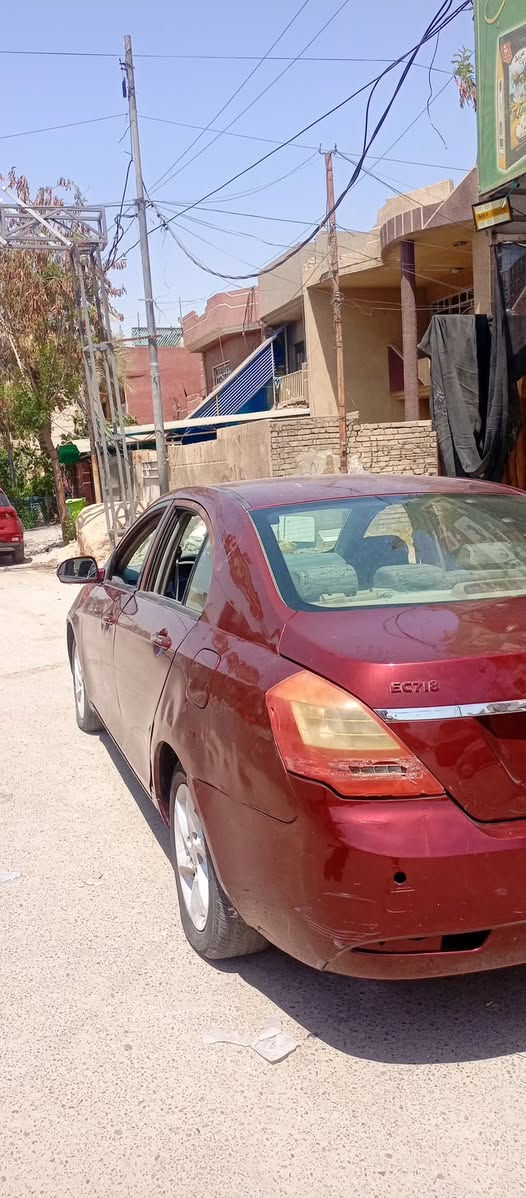 جيلي امكراند
2013 
سنوية لل32 رقم انكليزي حرة السيارة تحويل ثاني يوم السيارة مصبوغة عام ومبدله باب وچاملغ وبيها تلحيضات طخات بسيطة السيارة بيها عطل كهربائي الكير يبوش مرات والمحرك يخربط اشتريتها قبل شهرين وماكدرت اكمل نواقصها 
السعر 30 وبيها مجال حك الجية
***********
