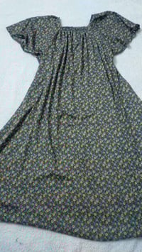 ملابس بنات • توصيل