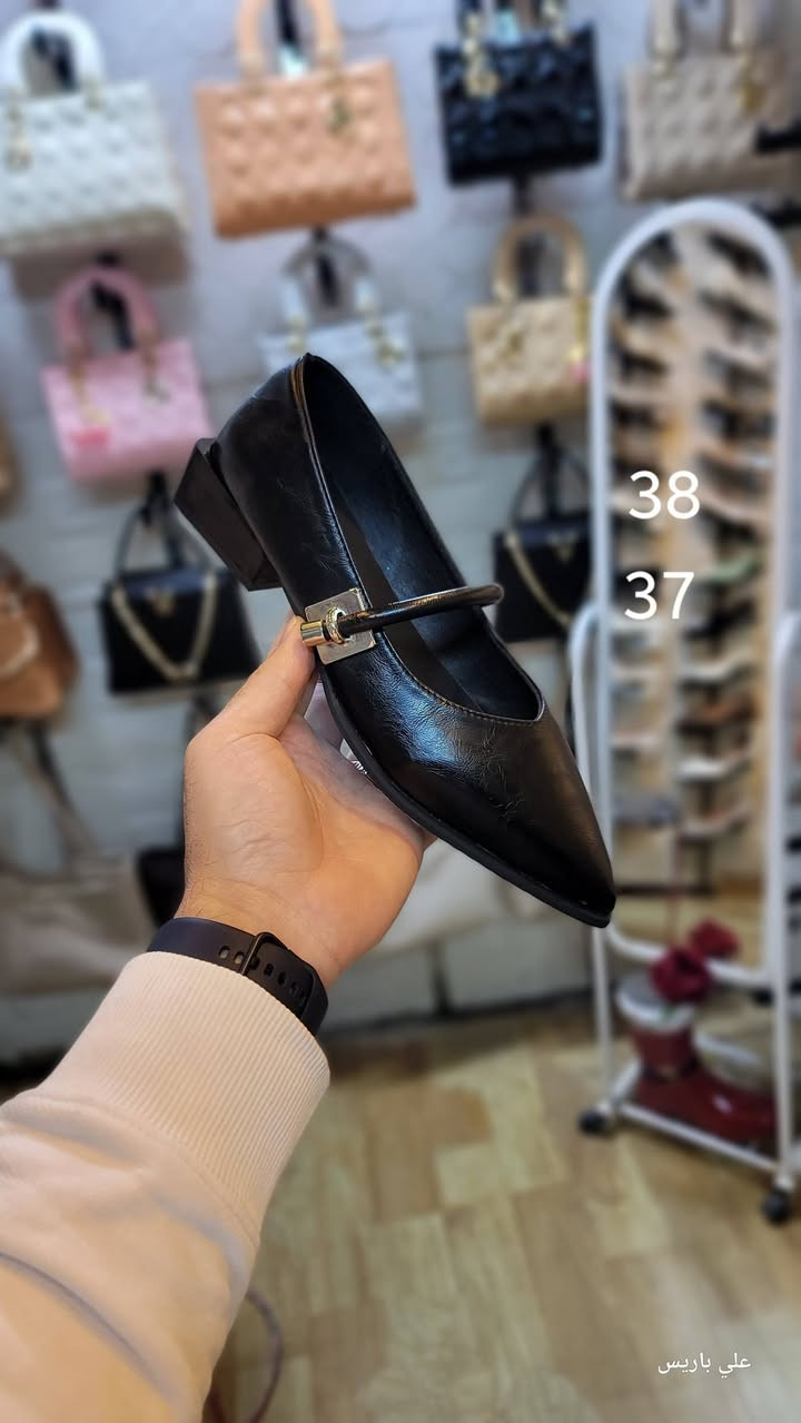 #عرض_خاص_تخفيضات_علي_باريس✔️
كعب نسائي كوالتي عالي..شي راقي...
#السعر_10_الاف_فقط
#العنوان_السوق_الكبير_مقابل_ازياء_الحاج_ممي_مقابل_ابودعاء_للفرفوري


**إذا كنت صاحب هذا الإعلان وتريد حذفه لأي سبب، رجاءا أرسل رسالة إلى الدعم الفني**