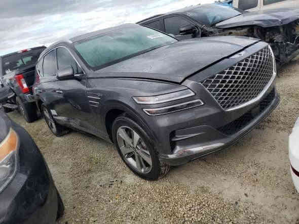 السلام عليكم سياره جنسيز Gv80 موديل 23 
سياره ما بيه حادث غرق ما واصل جوه لغرفه 
   كهربائيات كلهه شغاله سياره فول ما عده الابواب مو شفط السعر (410)ورقه ***********
