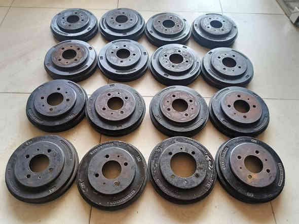 سلام عليكم حبايب***********
متوفر كافه قطع غيار لانسر بومه
تفصيخ+جديد  بك لايت / لايت امامي /كير /مكاين
بوب/ كونترول جام / نوزلات         #تحويره كير الى اوتو
العنوان بعقوبه حي معلمين
