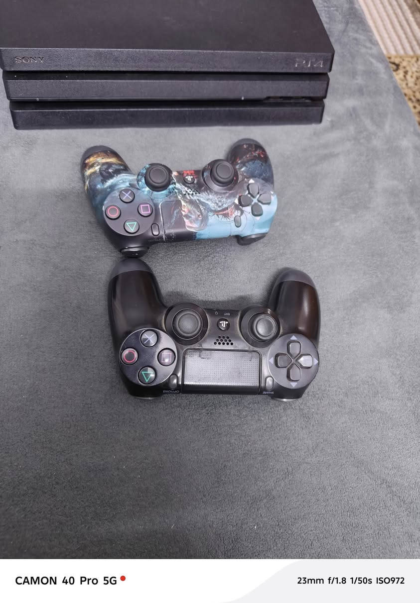 السلام عليكم بلي فور برو واحد تيرا مع اقراص واضحه و يو بي اس مكزما قبل شهر بدلت بطاريات اصليه شاهد الله جهاز كلش نظيف ما داخل تصليح ابد بدون كارتون السعر  310وبي مجال بسط  الاتصال*********** مكان بغداد
